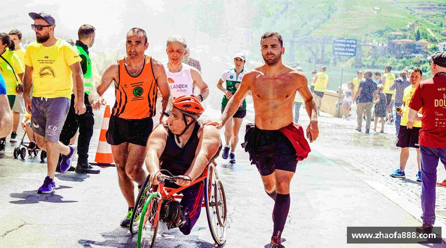 星空·综合体育中国官方网站汗水浇灌梦想，坚持成就辉煌